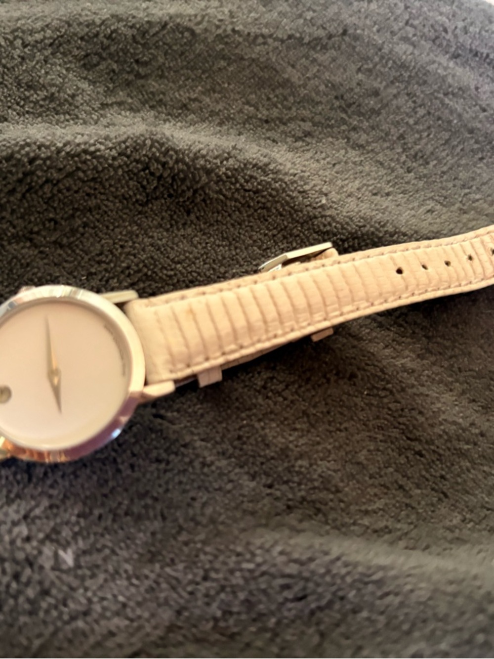 Movado Women's Watch with a off white genuine lizar Strap Watch with Silver Dial